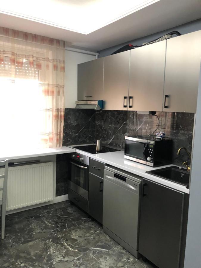 Bezso Apartman Hajduszoboszlo Exterior photo